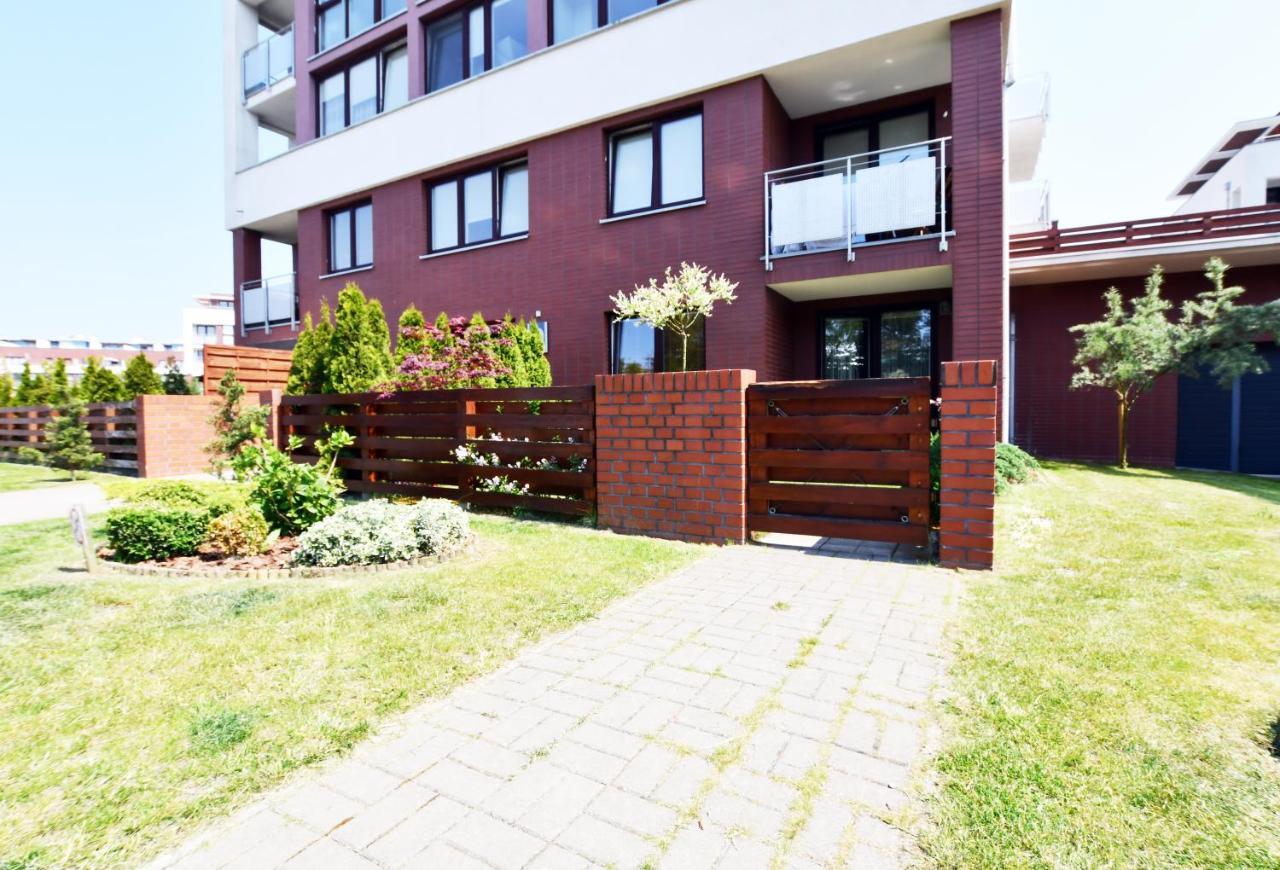 Apartament O2 - Osiedle Jantar Kołobrzeg Exteriör bild